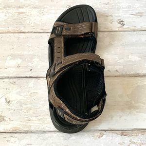 High Sierra Mens Size 11 Sandal Outdoor Teva Style Left Shoe Only Brown Black